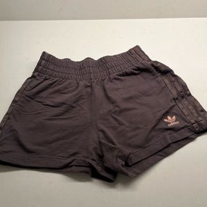 Adidas women’s shorts. Brown. Size XS